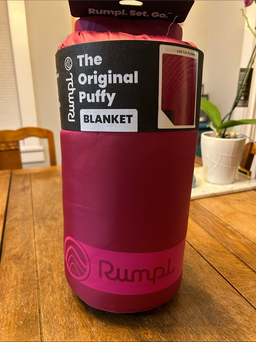 Rumpl The Original Puffy Blanket - Cactus Flower (Pink)